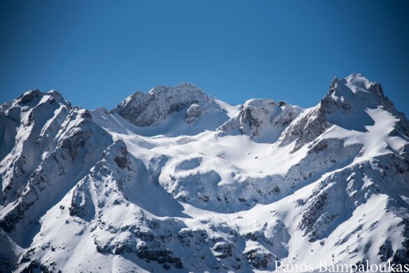 Κοπρισιές και ψηλές κορυφές